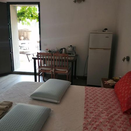 Bed and Breakfast Elia'S House Padru Экстерьер фото